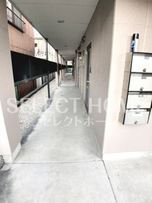 【エントランス】 | リバーサイド鳥居 | 落ち着いたエントランスです