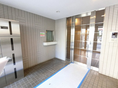【その他共用部分】 | ウイン多摩川 | 防犯面でも安心のオートロック付。