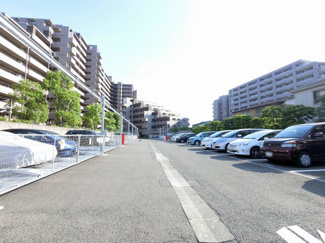 【駐車場】 | 平置き駐車場・機械式駐車場