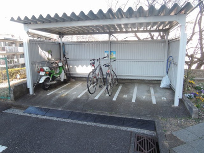 【その他共用部分】 | 汐見台団地2609棟(県公社磯子住宅) | 駐輪場