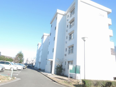 【外観】 | 汐見台団地2609棟(県公社磯子住宅) | JR京浜東北線・根岸線「磯子」駅徒歩14分、京急本線「屏風ヶ浦」駅徒歩12分