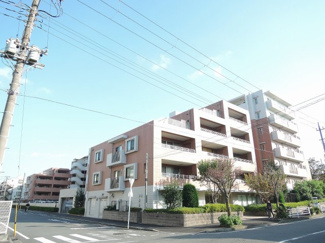 【外観】 | 6階南向きにつき日当たり・眺望良好
住まいの独立性を高める玄関ポーチ付♪