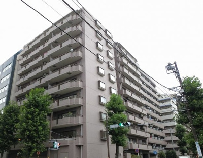【外観】 | ディアコート横浜・関内 | 北西角部屋のため採光・通風良好。住まいの独立性を高める玄関ポーチ付♪
家族と会話が弾む対面キッチンには窓がついており換気もできます。