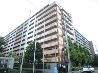 【外観】 | 京急本線「神奈川新町」駅徒歩6分、JR京浜東北線・根岸線・横浜線「東神奈川」駅徒歩15分。