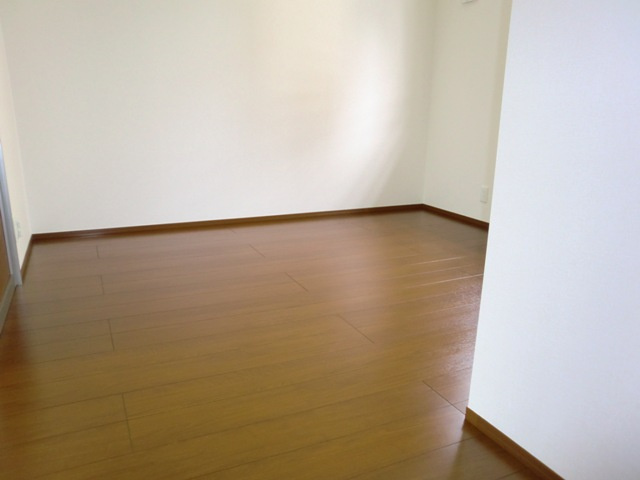 大阪市淀川区十三東２丁目のアパートの洋室