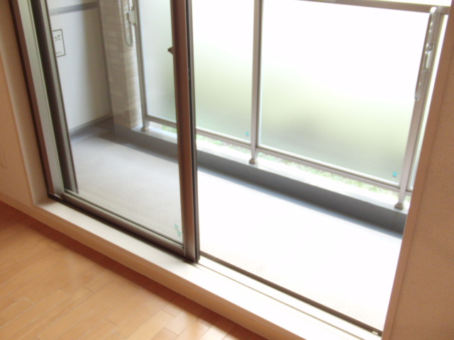 豊中市千成町３丁目の賃貸マンションのバルコニー