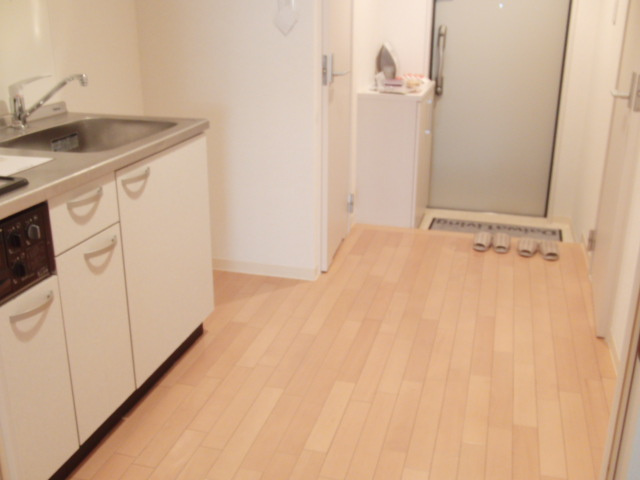 豊中市千成町３丁目の賃貸マンションの玄関