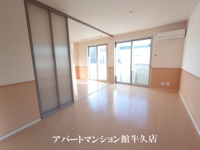 フォレストヒルズの居間・リビング