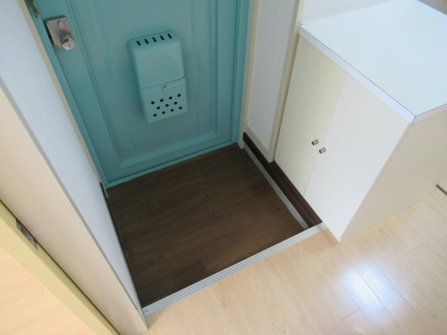コーポ蜂屋の玄関