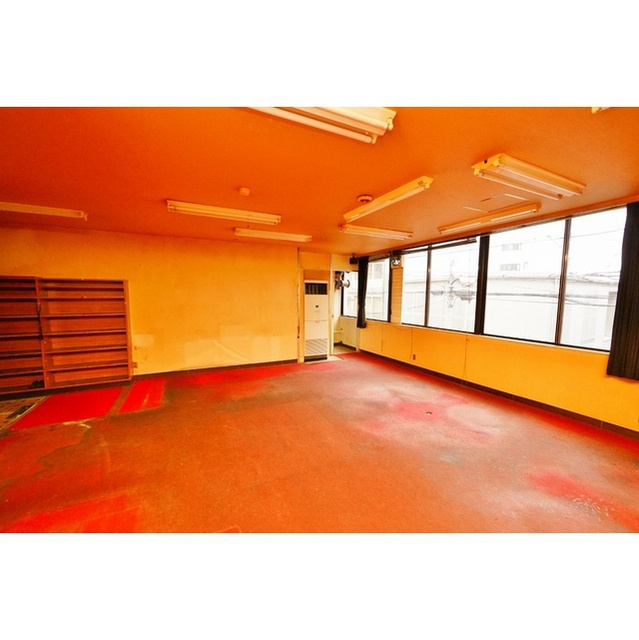 岐阜市神田町８丁目の店舗事務所の内装