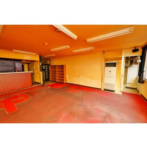 岐阜市神田町８丁目の店舗事務所の居間・リビング