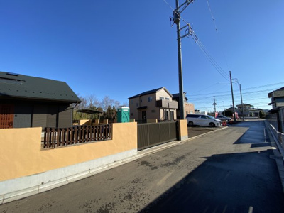 【前面道路含む現地写真】 | MLH宮原新築分譲　南道路　建物完成しました | 何件か家も建ってますので、分譲地のイメージがとてもつかみやすくなっております。