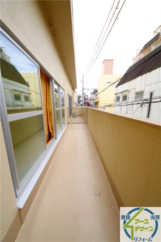 明光ビルのバルコニー