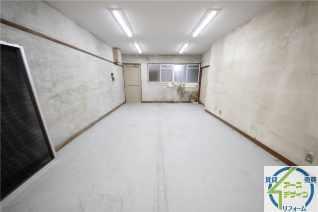 明光ビルの内装