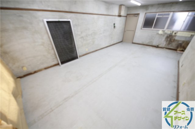 明光ビルの内装