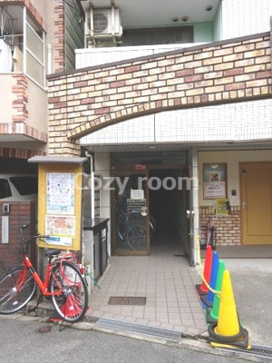 【エントランス】 | ハイムあこ | マンション入口です