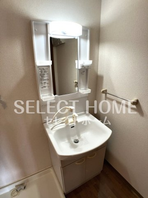 【独立洗面台】 | サンタガーデン | 朝の身支度には欠かせない独立洗面化粧台
同型タイプ