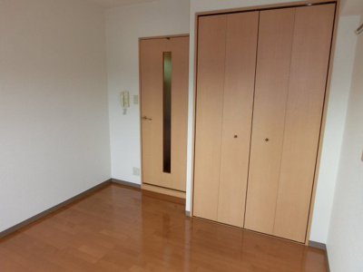 【寝室】 | シャルム文の里 | 洋室6帖