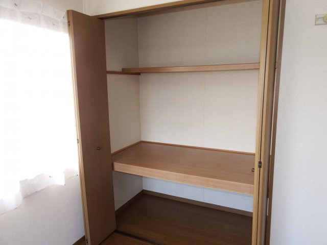 フレールアベニューの収納