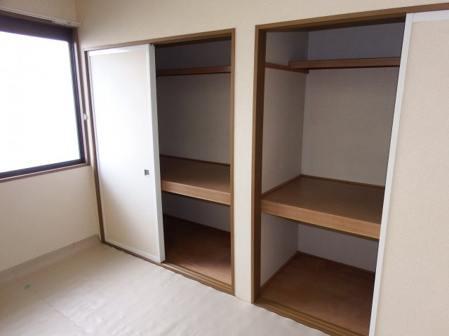 フレールアベニューの収納