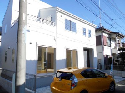 【外観】 | 新築　春日部市　豊町　全１棟　１号棟　33坪 | 物件の外観です。・駅徒歩圏内バス便もあり・駐車場2台・南西向き・４SLDKとﾙｰﾌバルコニー・立野小・大増中・