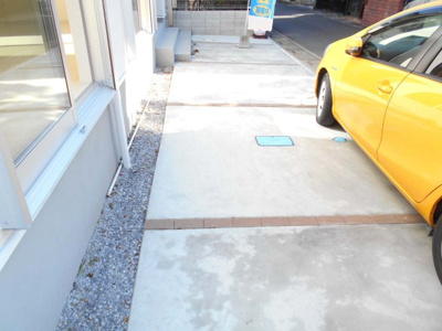 【駐車場】 | 新築　春日部市　豊町　全１棟　１号棟　33坪 | 車をお持ちの方に嬉しい駐車場付きの物件です