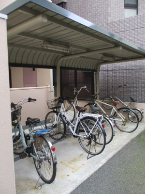 【その他共用部分】 | アレグレッツァ | 駐輪場