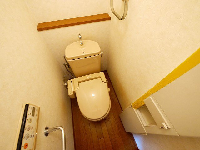 ル・ヴィラージュのトイレ|落ち着いたトイレです