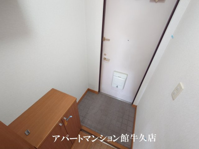 【玄関】 | サンライズヴィラひたち野B