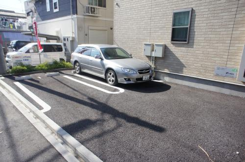【駐車場】 | グランディール | 敷地内に駐車場有り！