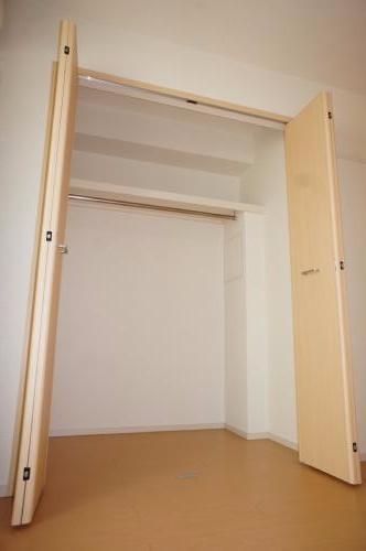 【収納】 | グランディール | 衣類も他の荷物もどんどんしまいましょう！