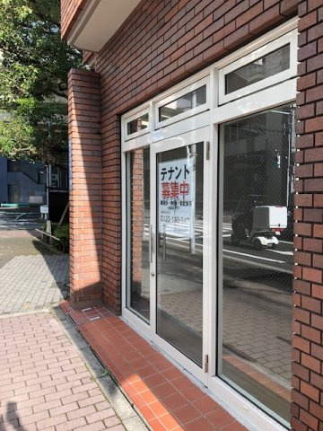ニューシティハイツ日本橋のエントランス