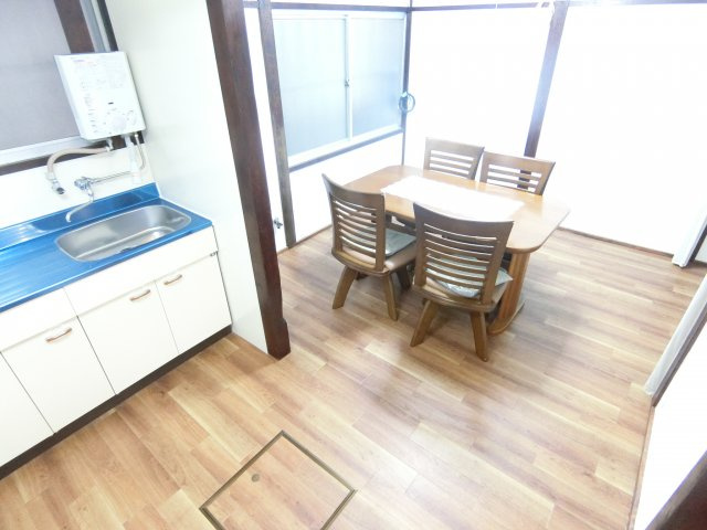 福田貸家の居間・リビング