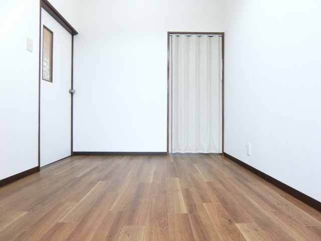 福田貸家の寝室