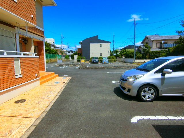 コンフォートの駐車場