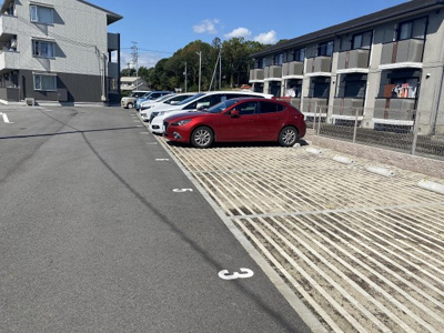 【駐車場】 | カーサフェリーチェ平田