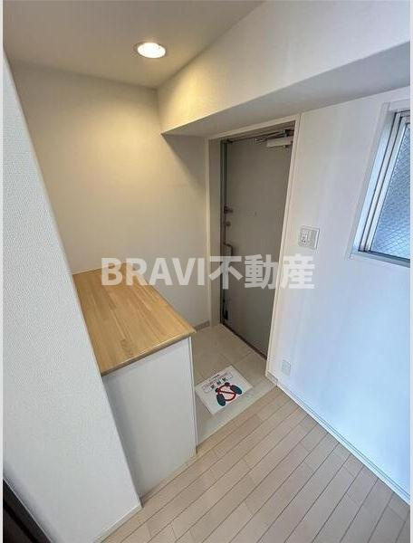 BRAVI上本町（ブラービ上本町）　BRAVI不動産の玄関