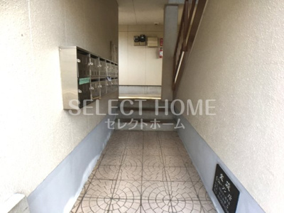 【エントランス】 | Gフォータン18 | 落ち着いたエントランスです