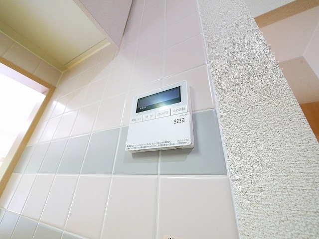 シャルム・サンモルティエの設備|給湯器リモコン付きです