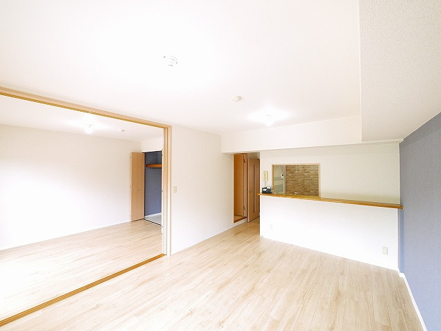 シャルム・サンモルティエの居間・リビング