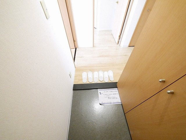 シャルム・サンモルティエの玄関