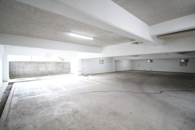 【駐車場】 | ビラ摩耶