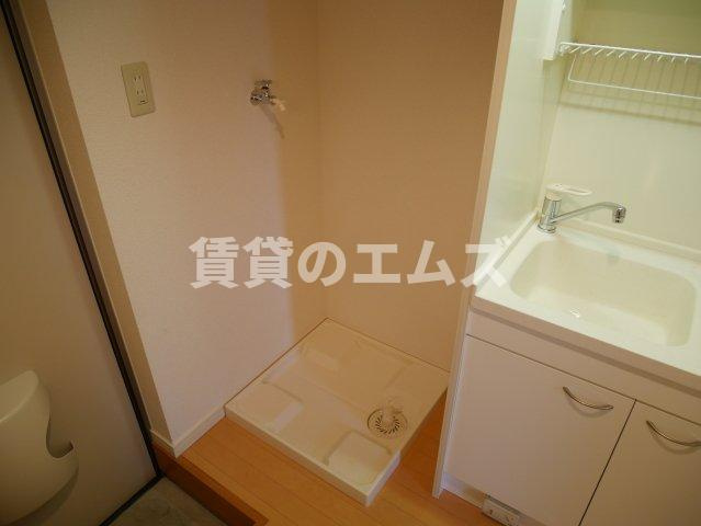 【設備】 | ロカテール竹下 | ロカテール竹下の室内洗濯機き場