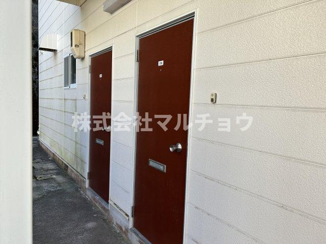 高見荘の玄関|シンプルで使いやすい玄関です