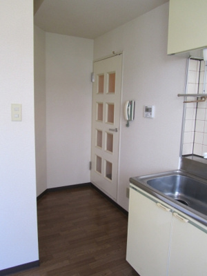 【居間・リビング】 | 第二八千代ビル