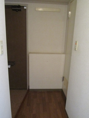 【玄関】 | 第二八千代ビル