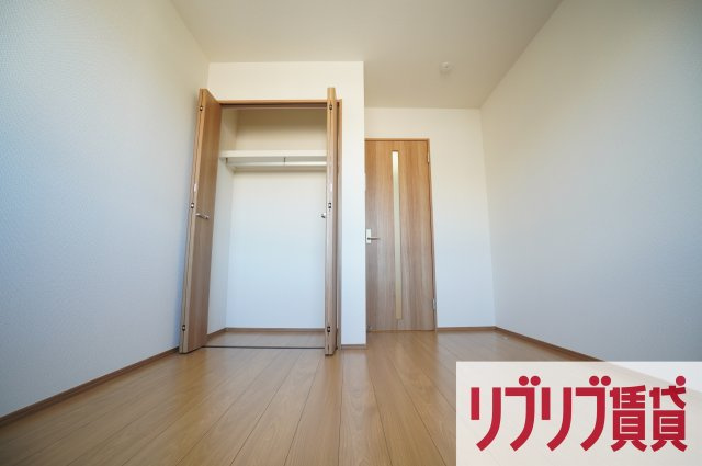 グランフェリオ本千葉の居間・リビング