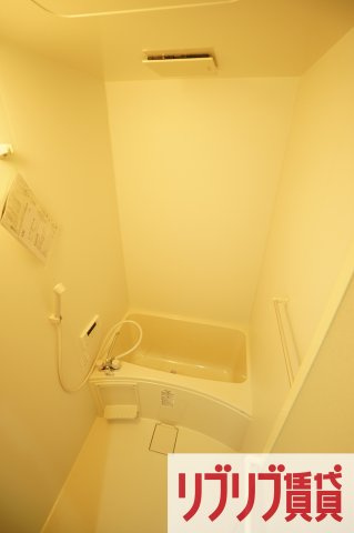 グランフェリオ本千葉の浴室