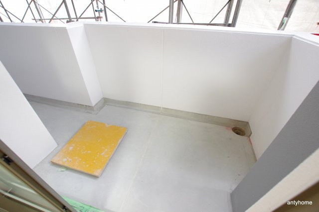 セレニテ京橋クレア　仲介手数料無料のバルコニー