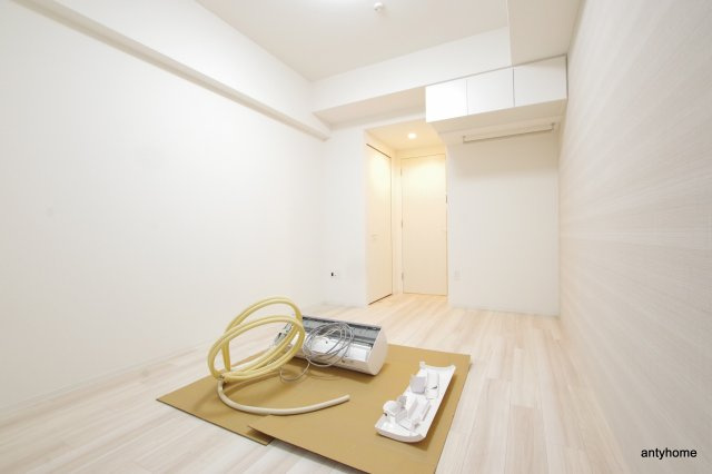 セレニテ京橋クレア　仲介手数料無料の寝室